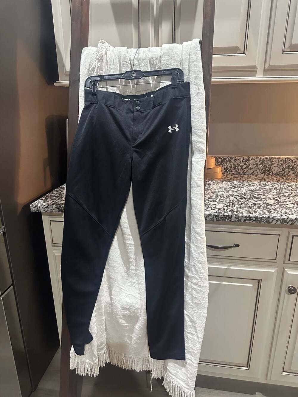 Under Armour Utility Closed Boys Baseball Pants Size YXL Black NWOT